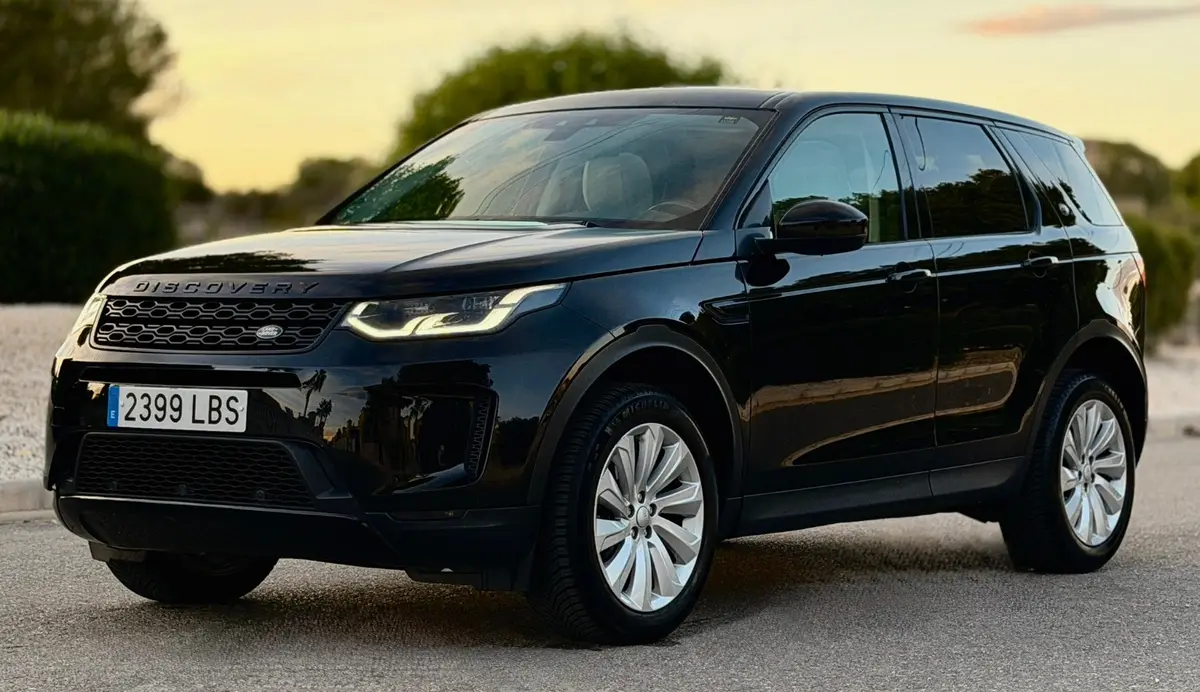 Land Rover Discovery Sport Hybrid 2019 — 1